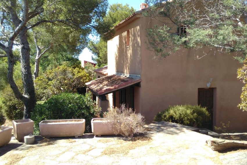 Terrasse vers maison